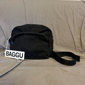 NWT Baggu Fanny Pack - Black